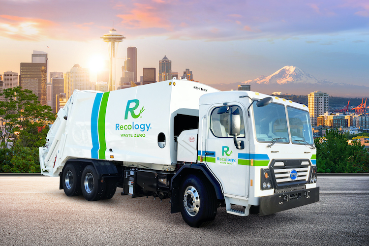 New Way Trucks’ First Battery-Electric Vehicle was a rear-load New Way Viper